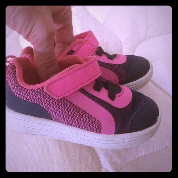 Nwot, baby girl Garanimal size 4c - Picture 1 of 2